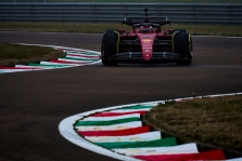 Fiorano trasoje įveikti pirmieji ratai su naujuoju „Ferrari“ bolidu