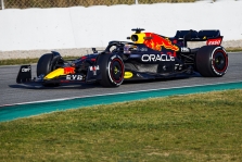 „Red Bull“ parodė radikalios konstrukcijos bolidą