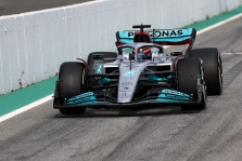 „Mercedes“ rengia daug naujienų Bahreinui