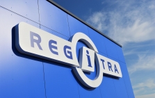 „Regitra“ pristato naujovę – transporto priemonių numerio ženklus su Vyčiu