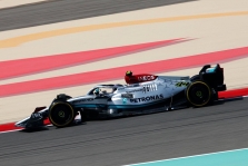 „Red Bull“ abejoja, ar nauja „Mercedes“ koncepcija yra legali