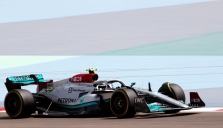 Visus nustebinusi „Mercedes“ W13 versija