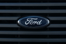 „Ford“ spartina elektromobilių gamybą: pristatys 7 naujus modelius