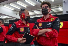 M. Binotto: „Ferrari“ forma nesusijusi su bolidų svyravimo direktyva