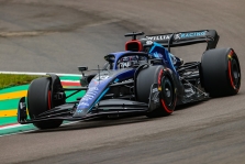 „Williams“ inžinieriai norėjo visiškai atsisakyti bolido dažymo
