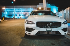 „Volvo Cars“ pardavimai balandžio mėnesį sumažėjo 25%