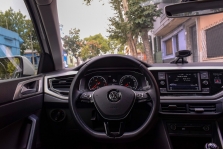 „Greenpeace“ remiamas ūkininkas padavė „Volkswagen“ į teismą dėl klimato kaitos