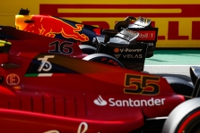 F-1 neigiamai vertina siūlymą grįžti prie V10 variklių