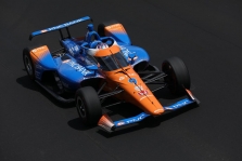 <span style="background:#3f3f3f; color:white; padding: 0 2px">IndyCar</span> „Indy 500“ kvalifikacijoje - rekordinis S. Dixono greitis