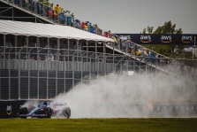 F. Alonso ketina atakuoti M. Verstappeną