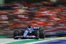 F. Alonso sutrukdė vibracija ir papildomas sustojimas