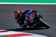 <span style="background:#d5002c; color:white; padding: 0 2px">MotoGP</span> F. Quartararo treniruočių metu susilaužė ranką