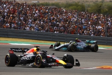 M. Brundle'as nesutinka su bauda M. Verstappenui