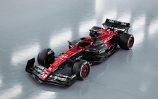„Alfa Romeo“ pristatė C43 bolidą