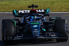 Naujas „Mercedes“ bolidas sugedo?
