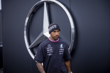 B. Ecclestone'as: reikia, kad F-1 būtų daugiau tokių kaip L. Hamiltonas