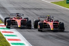 Singapūro GP: penktadienio treniruotė Nr. 1