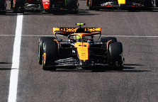 „McLaren“ kvalifikacijoje sutrukdė padangų problemos