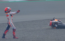 Indonezijoje – svarbi F. Bagnaia pergalė ir lenktynių nebaigę Marquezas su Martinu