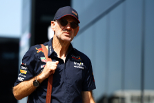 A. Newey greitai apsispręs, kuo užsiims ateityje