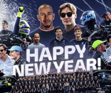 F1 komandos sveikino su Naujaisiais metais