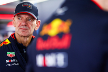 A. Newey plačiau prakalbo apie pasitraukimo iš „Red Bull“ priežastis