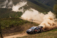 <span style="background:#000000; color:white; padding: 0 2px">WRC</span> Čempionato lyderis T. Neuville po pirmos dienos Portugalijoje šeštas