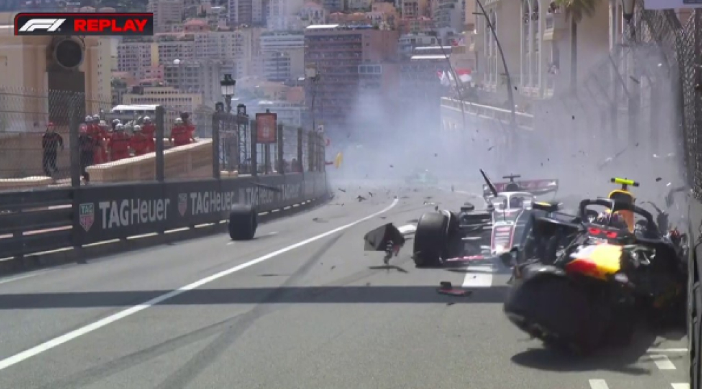 Monako GP startavo žiauria avarija