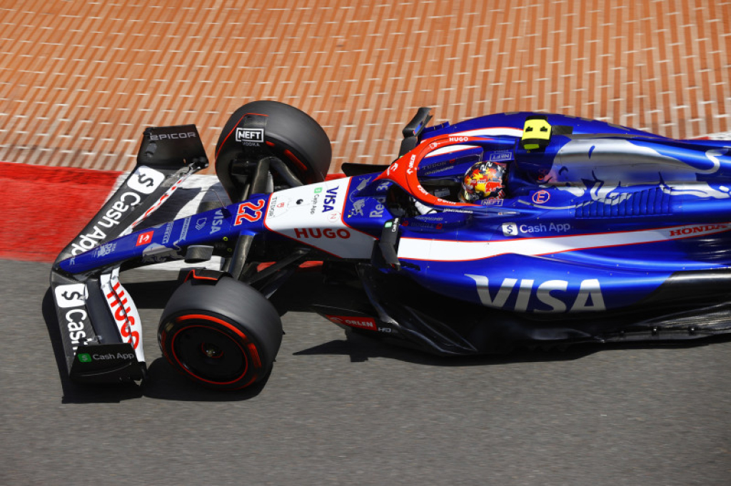 FIA tikrino „Visa Cash App RB“ ir „Alpine“ automobilius