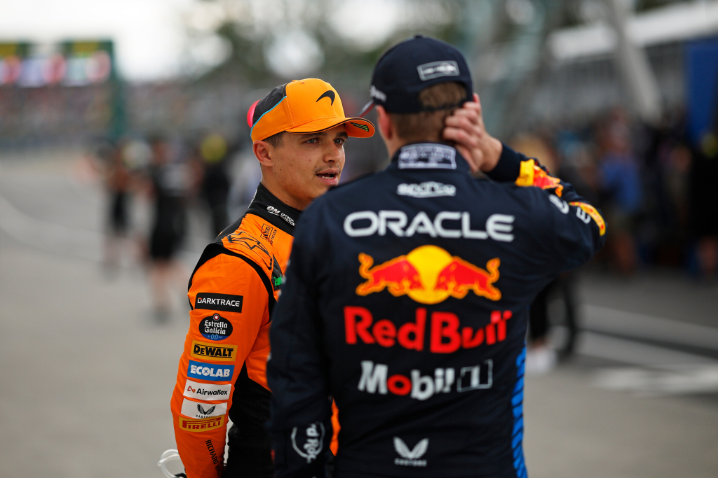 L. Norrisas norėjo C. Sainzą matyti „Red Bull“