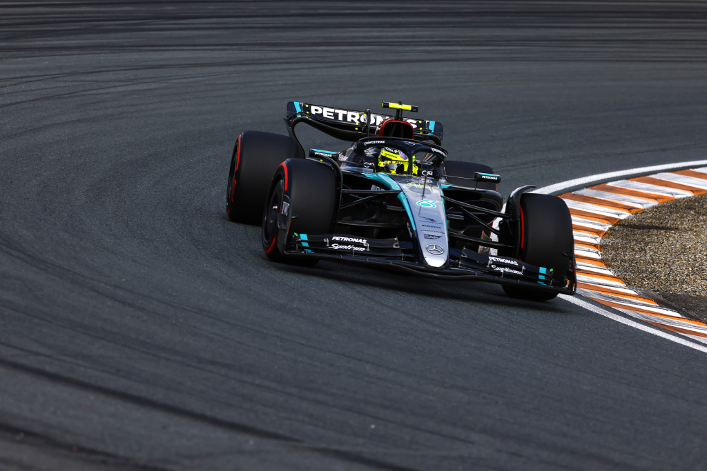 Antroje treniruotėje prieš Italijos GP greičiausi buvo L. Hamiltonas ir L. Norrisas