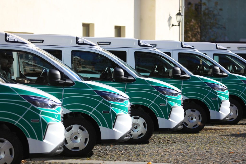 Policija keturiems automobiliams panaikino galiojusias TA