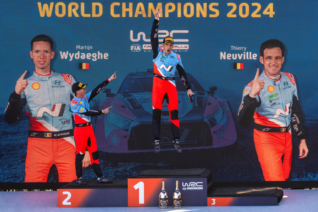 <span style="background:#000000; color:white; padding: 0 2px">WRC</span> Drama Japonijoje – O. Tanakas patyrė avariją po kurios T. Neuville tapo pasaulio čempionu!
