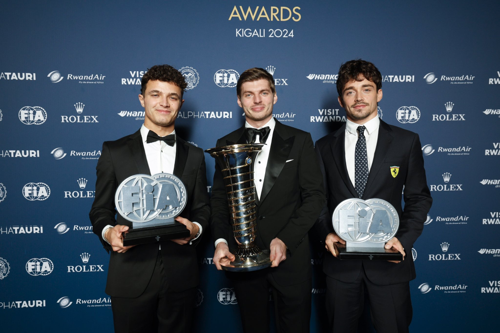 Sezoną vainikuojančioje ceremonijoje Ruandoje buvo apdovanoti lenktynininkai