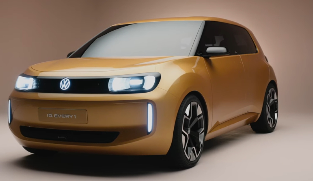 „Volkswagen“ pateikė elektromobilį: kaina yra 20 tūkst. eurų