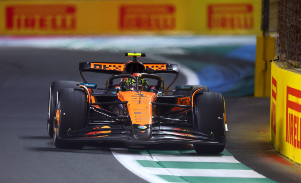 L. Norrisas: atsiprašau tiek Oscaro, tiek visos „McLaren“ komandos