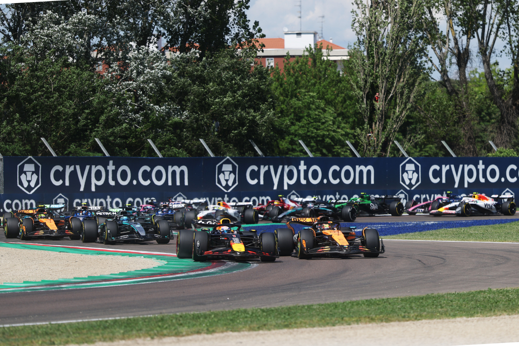 D. Kvyatas: teisingai reguliuojant, „Red Bull“ mašina yra „McLaren“ lygio