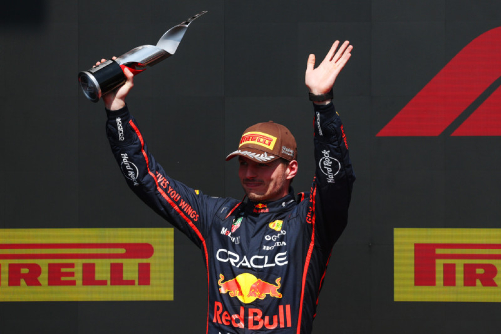 J. Herbertas įvardijo kuo „Mercedes“ „sužavės“ M. Verstappeną