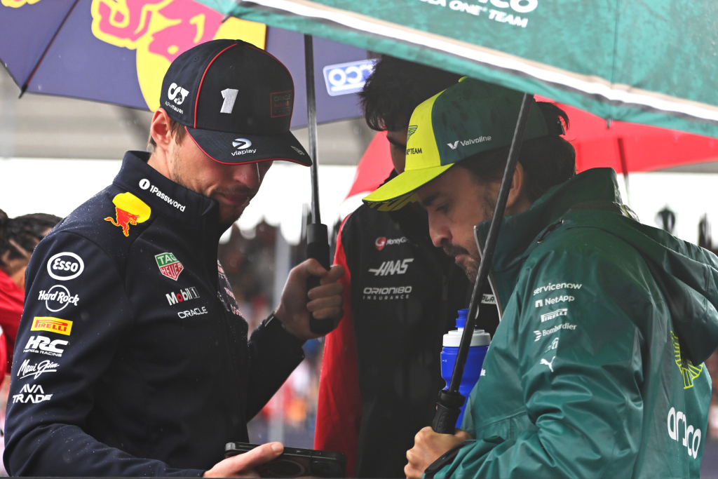 F. Alonso: jeigu Verstappenas būtų su „Racing Bulls“, jis kovotų dėl čempiono titulo