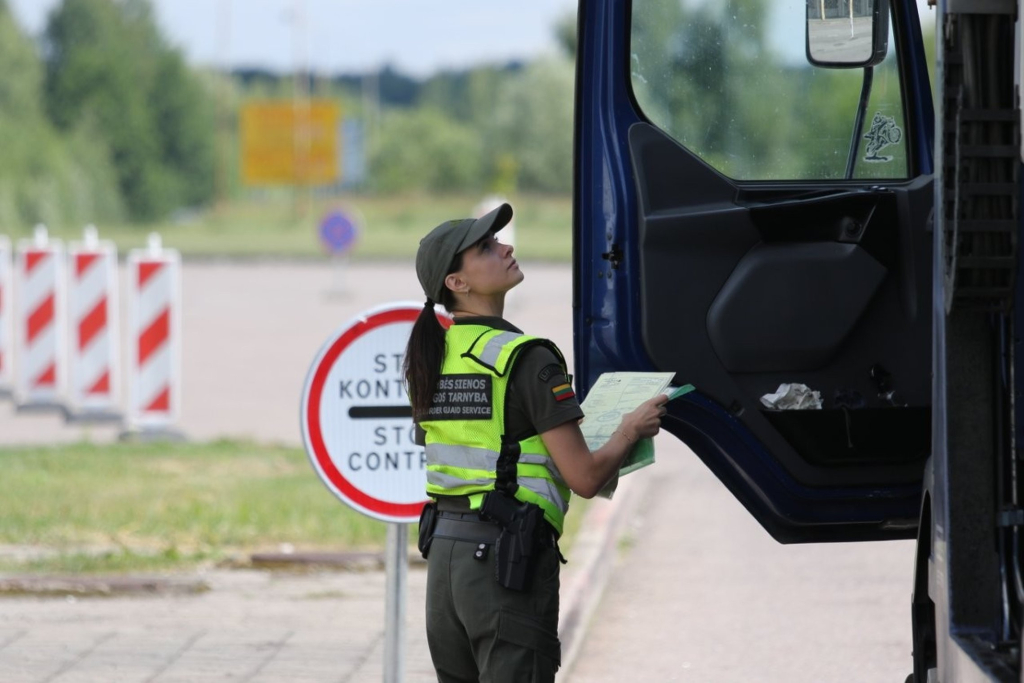 Vykti į Lenkiją fiziniams asmenims rekomenduojama per Lazdijus ir kitus alternatyvius kelius