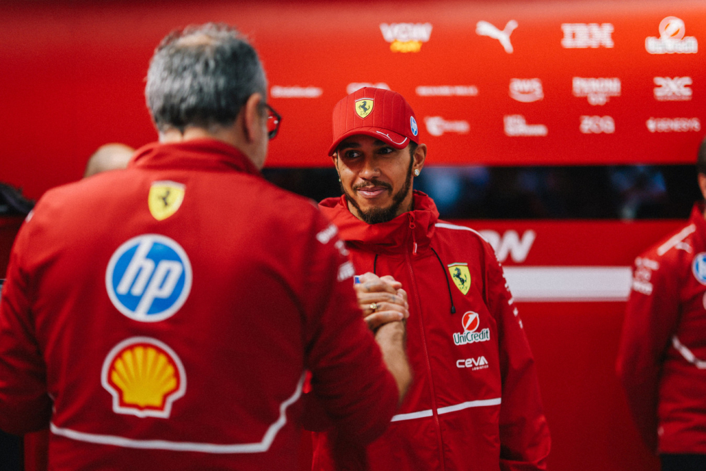 J. P. Montoya: Hamiltonas bando pažadinti „Ferrari“