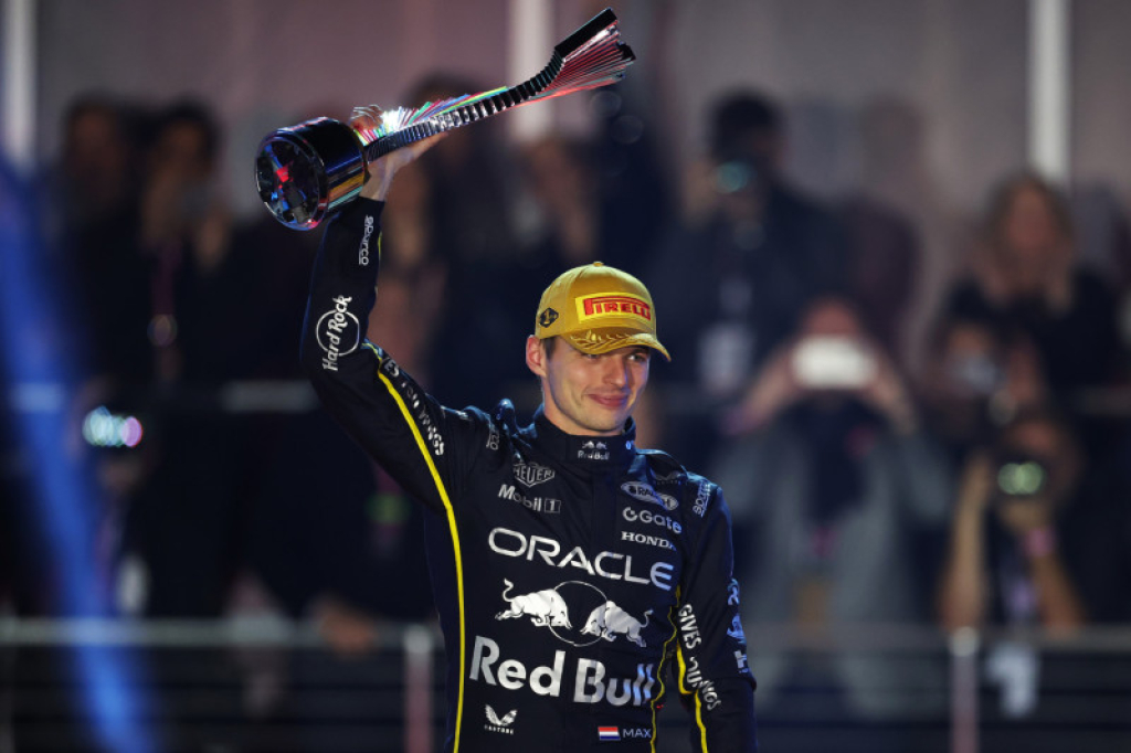Las Vegaso GP triumfavo L. Norrisą pranokęs M. Verstappenas