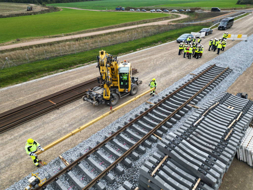Lietuvos gyventojai palaiko „Rail Baltica“ projektą: išskiria reikšmę saugumui ir ekonomikai