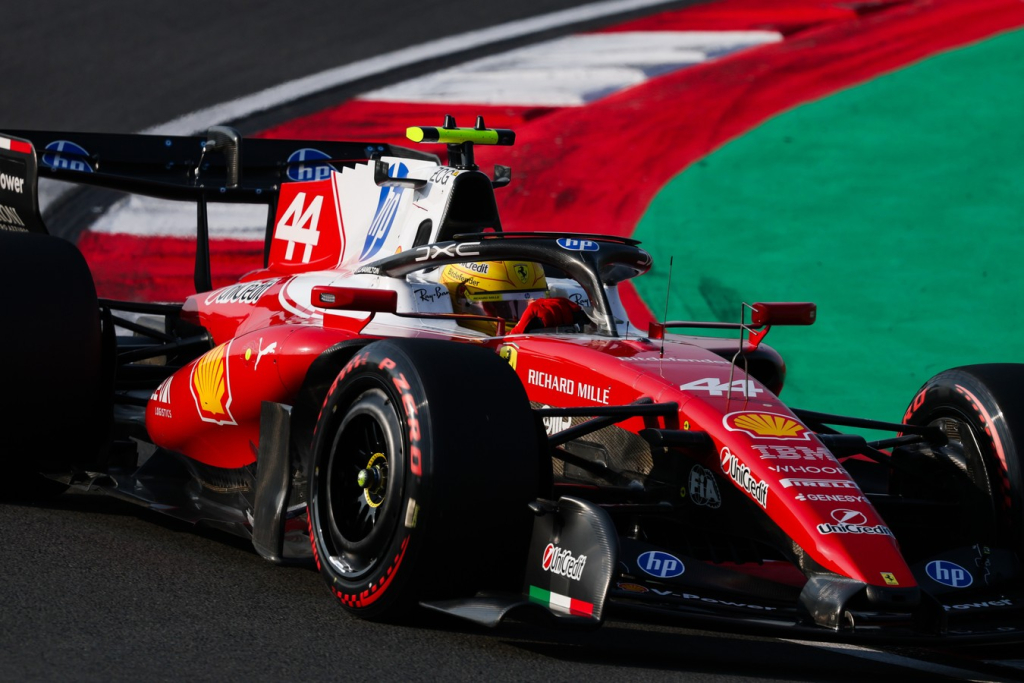 „Ferrari“ Kinijoje išbandė naują sprendimą, tačiau jo debiutas atidėtas