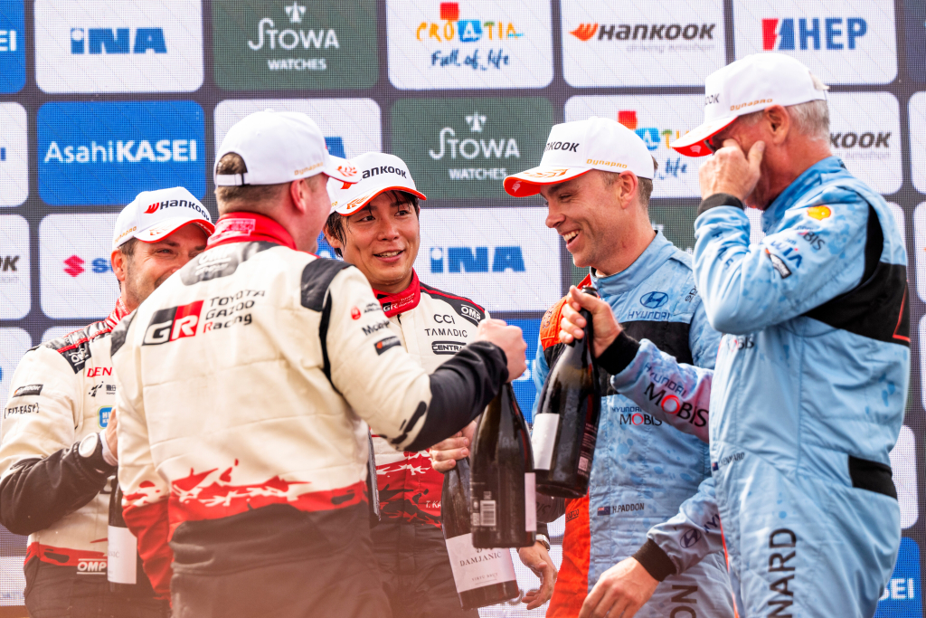 <span style="background:#000000; color:white; padding: 0 2px">WRC</span> Kroatijos ralyje – T. Neuville avarija, atėmus pergalę paskutiniame greičio ruože